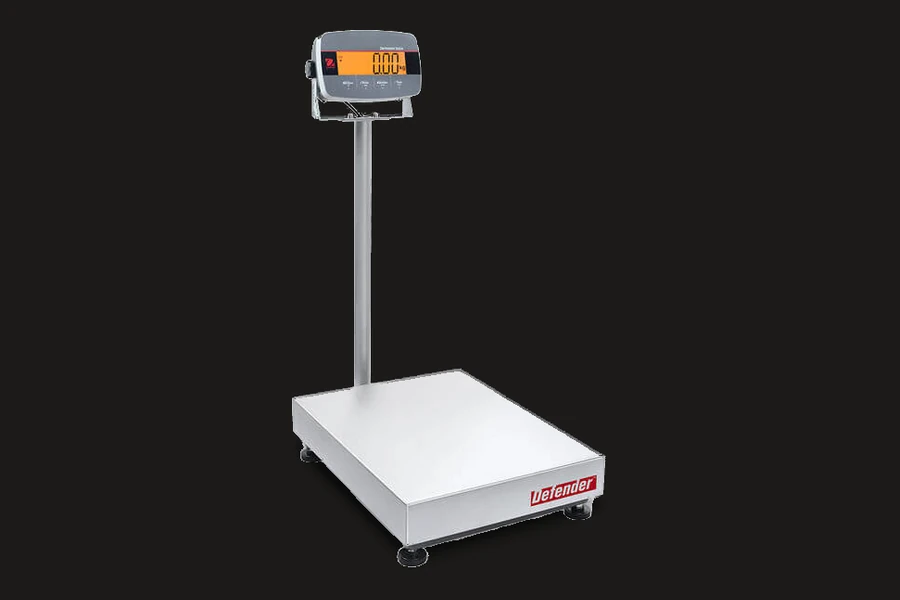 OHAUS Defender 3000 met display i-D33 op zuil